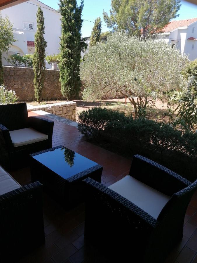 Guesthouse Butkovic プナト エクステリア 写真