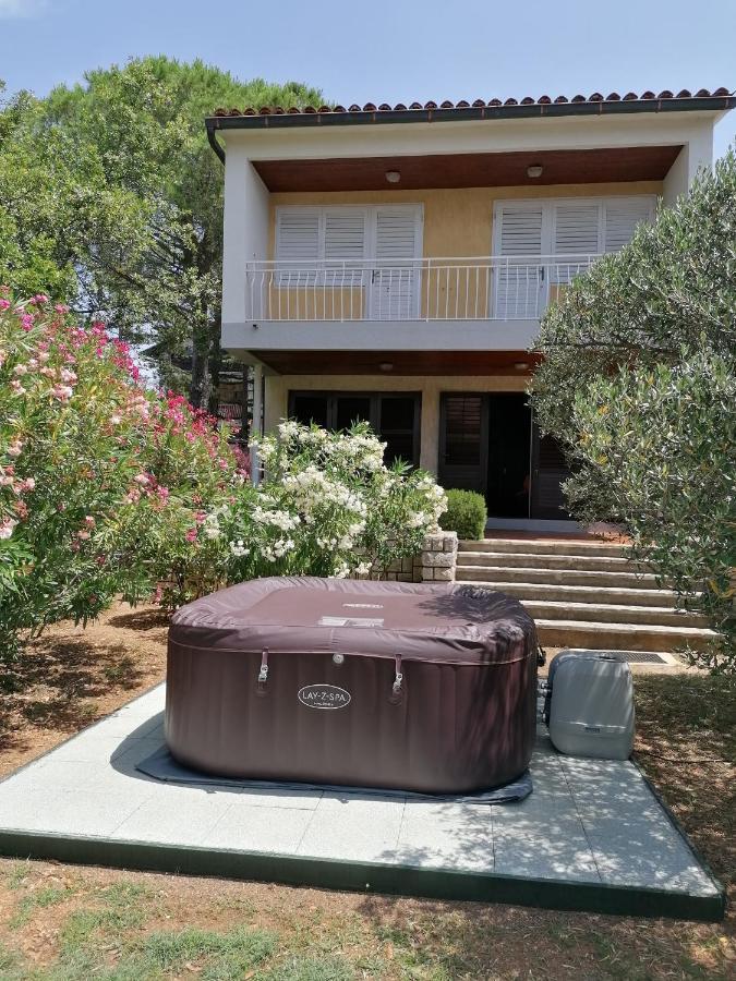 Guesthouse Butkovic プナト エクステリア 写真